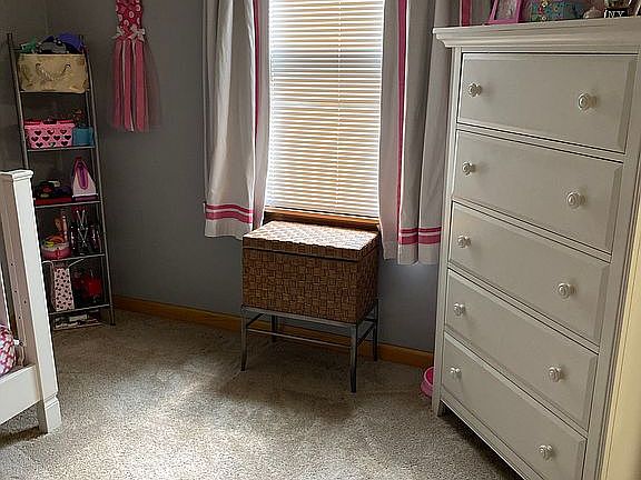 2nd image of 506 Pleasant Ave