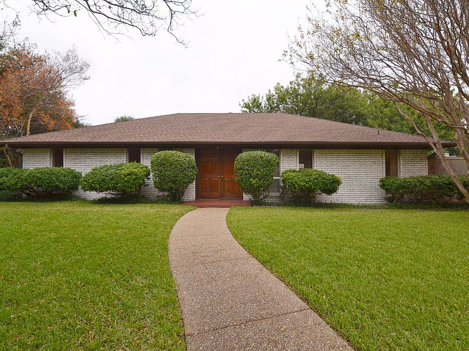 1st image of 6 Yale Cir