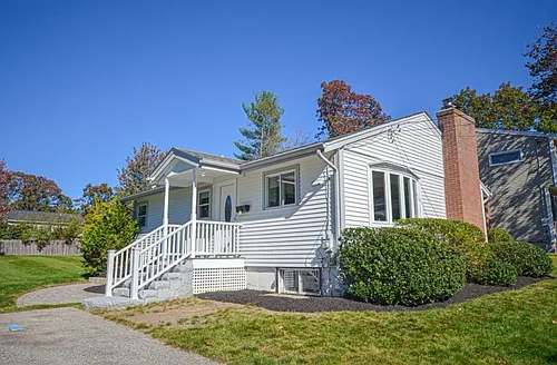 10 Ruth St Photo 1
