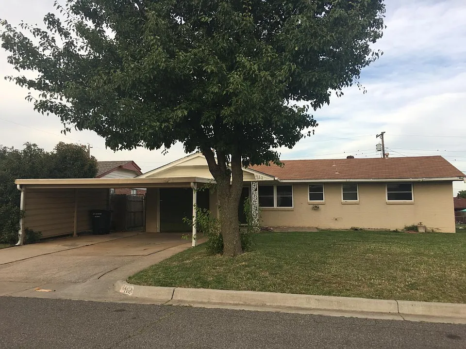 112 Baer Dr