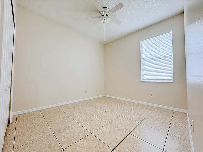 4932 Bellthorn Dr — Photo 23
