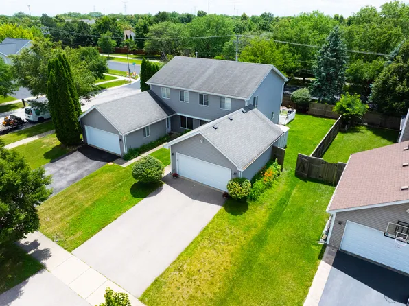 3087 Kelly Ct, Aurora, IL 60504