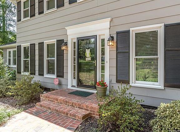 2nd image of 5012 Broken Saddle Ln