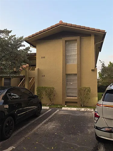 11101 Royal Palm Blvd Photo 1