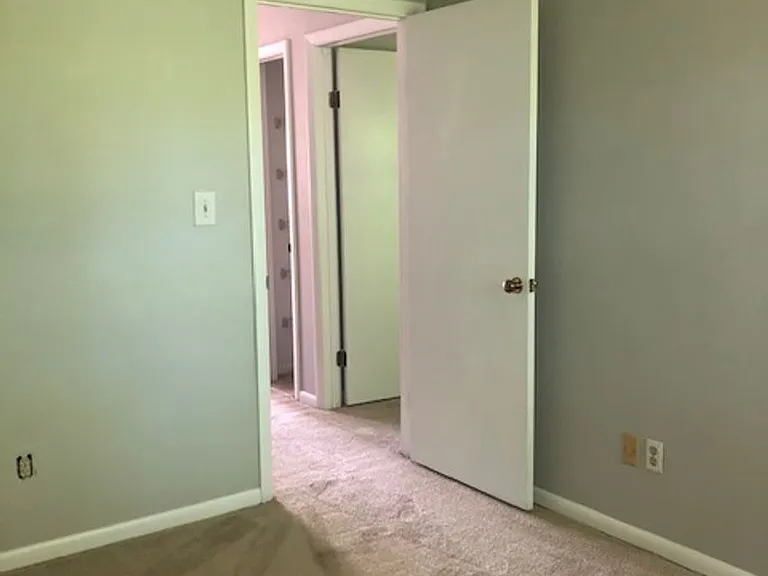 2312 Merl Cir — Photo 21