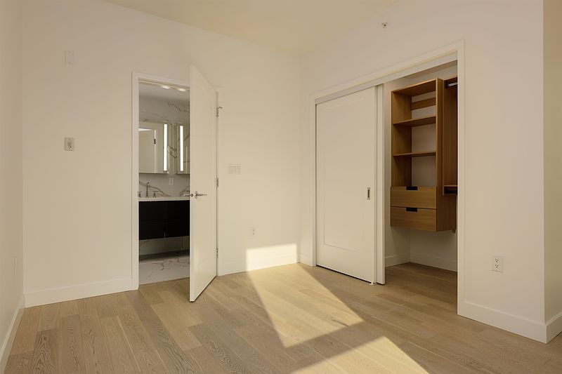 Vancouver Apartment for rent - 2 Bedrooms — photo 4