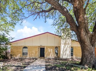 6121 Cedar Ln, Rowlett, TX 75089