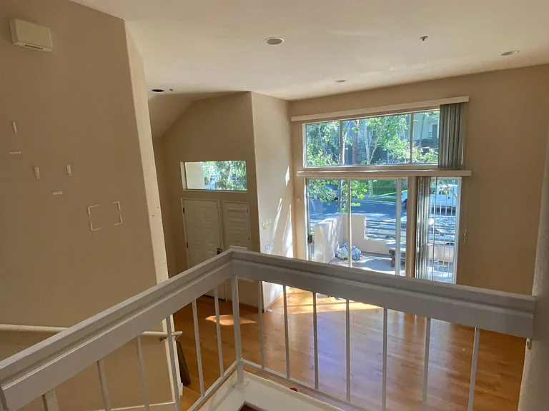 430 Galleria Dr — Photo 9