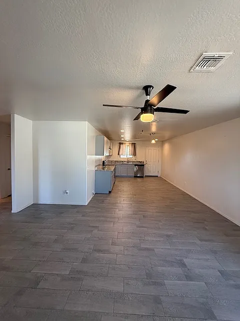 Building Photo - 6512 N 59th Dr