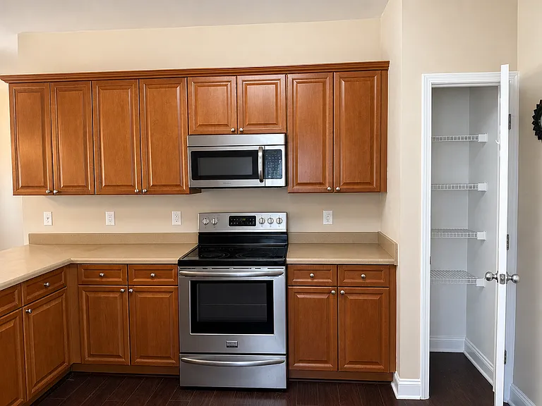 Kitchen stove, microwave