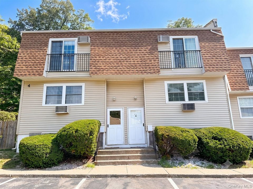 1st image of 4 Forge Gate Dr APT F1