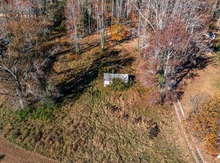 432 Irvington Rd, Irvington, VA 22480