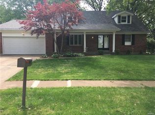 5316 Zamora Dr, Saint Louis, MO 63128