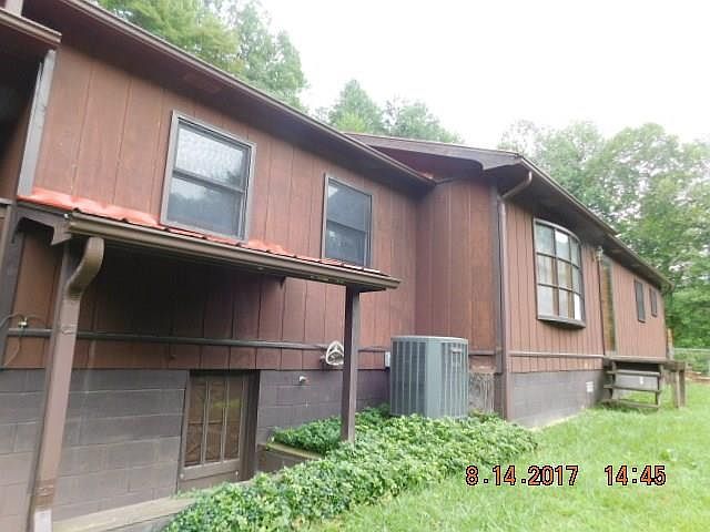 1st image of 596 Hancock Dr