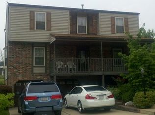 125 Bertley Ridge Dr, Coraopolis, PA 15108