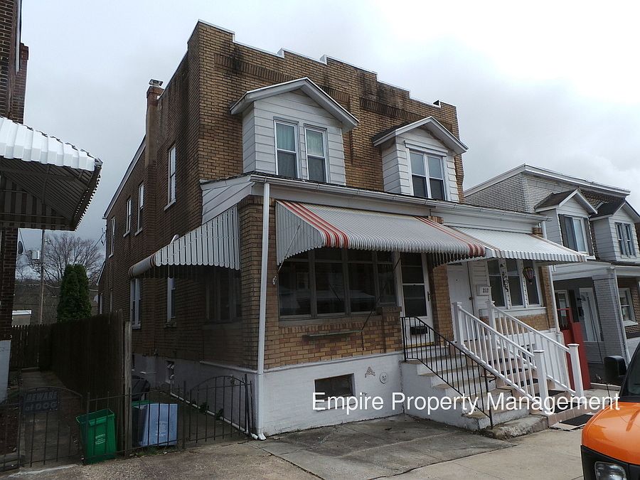 1st image of 224 E South St