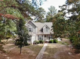 77 Duck Point Cir, Montross, VA 22520