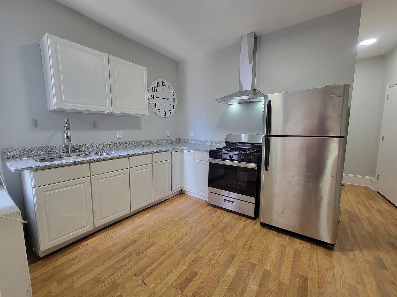 711 S 51st Street — Photo 1