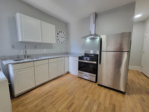 711 S 51st St #1 Photo 1