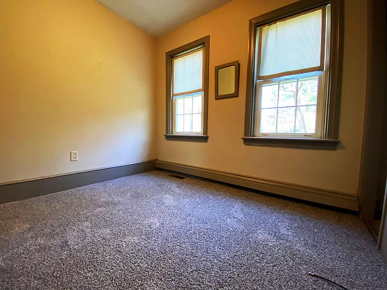 903 Belmore Ave — Photo 22