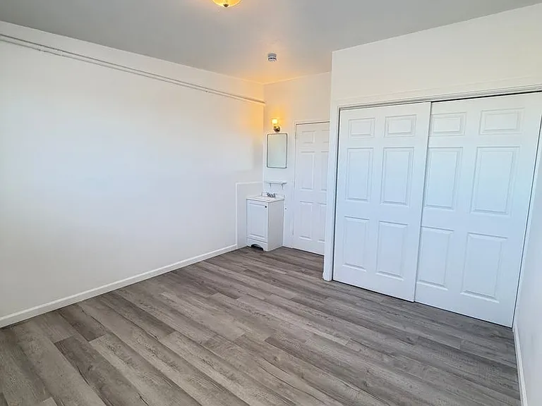 6379 Arnold Dr NE — Photo 8
