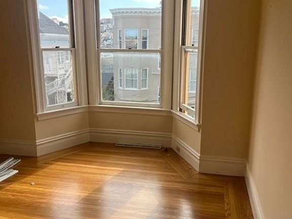 4th image of 2611-2615 Octavia St #2615OCTAV