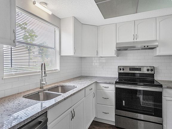 4th image of 1846 Willowood Dr