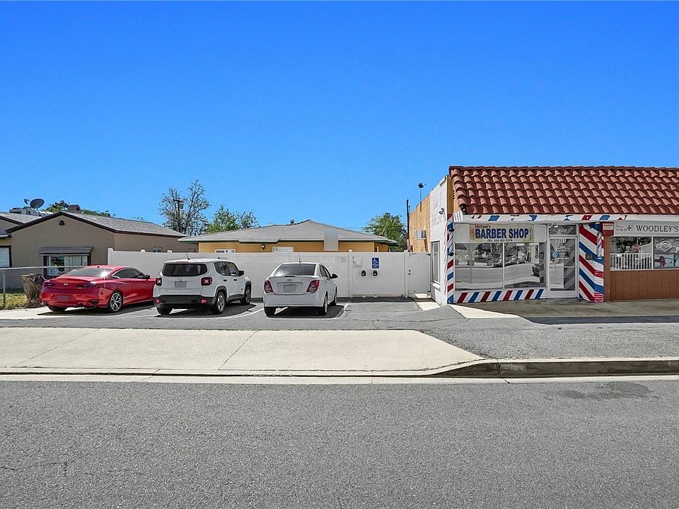 1st image of 963 Beaumont Ave
