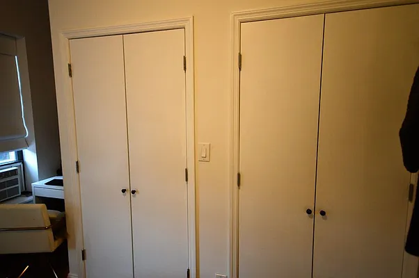 Rented by Universal Realty Group | media 20