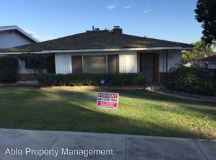 2845 N Baker St, Bakersfield, CA 93305