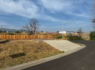 349 Quail Cir, Talent, OR 97540