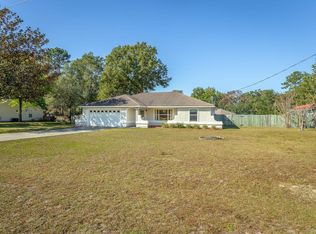 26 Shadow Oak Cir, Crawfordville, FL 32327