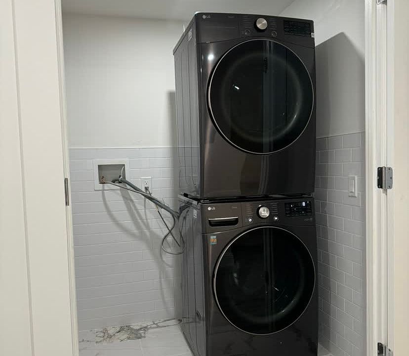 1st image of 127 Bay 10 St #1