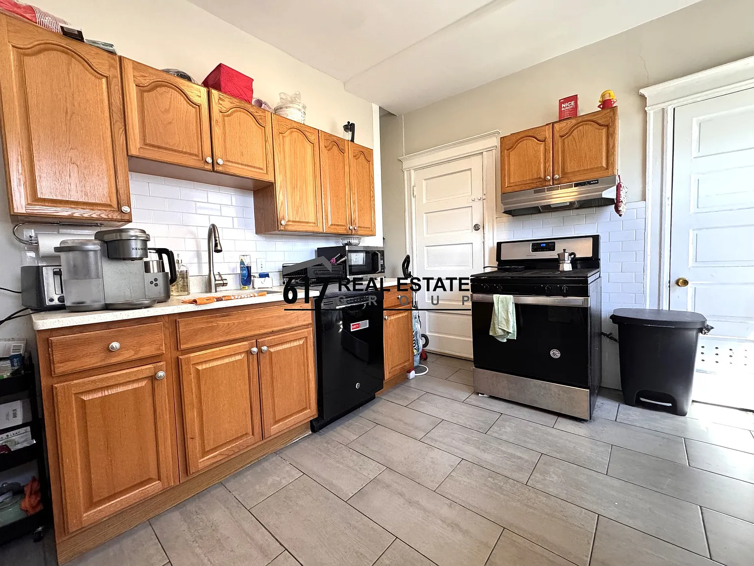 4 bed, 1230 sqft, $3,600 — Photo 3