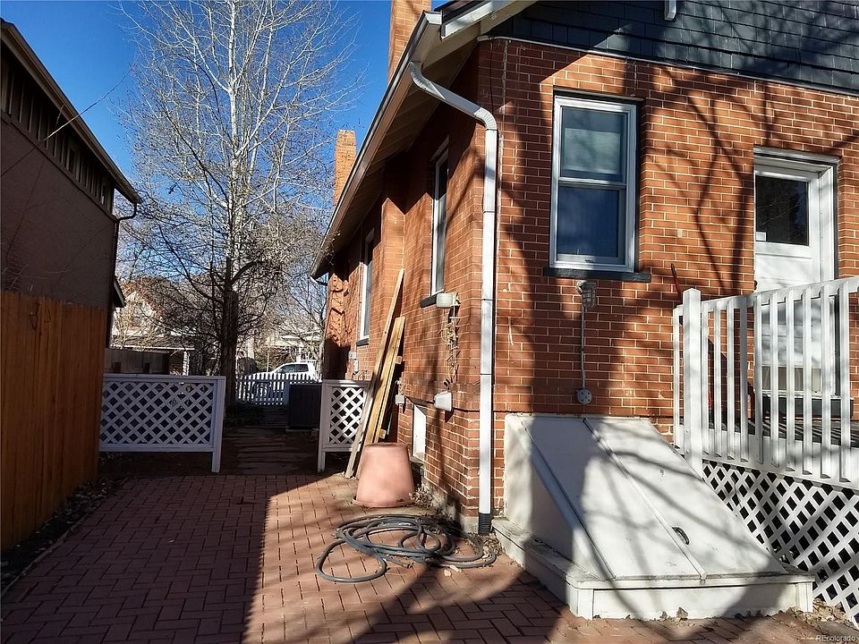 2nd image of 3050 Newton St