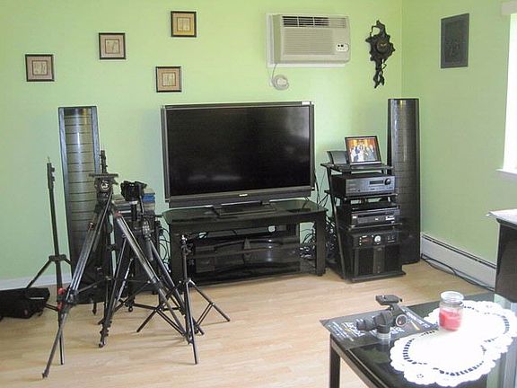 5th image of 10029 Linda Ln APT 1W