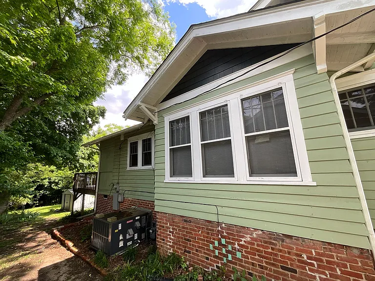 1117 Lexington Ave — Photo 42