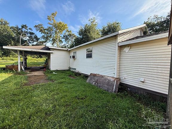 4th image of 649 Williams Ditch Rd