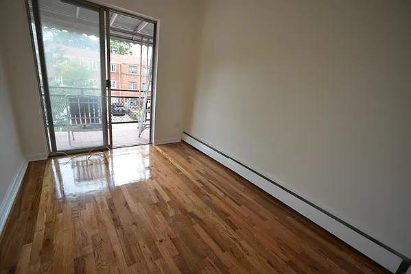 Rented by Voro, LLC | media 20