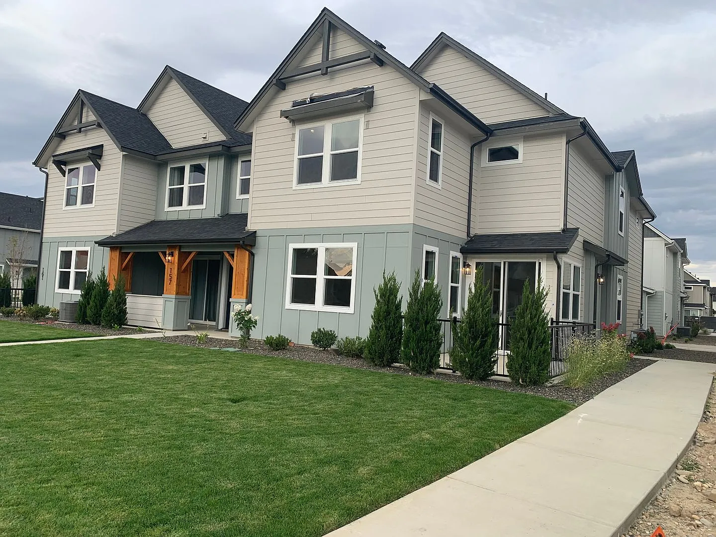 Brand new townhome in Star — Photo 1