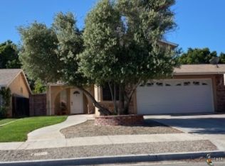 2481 W Olive Ave, El Centro, CA 92243