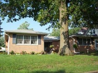 814 Wyatt Ave, Lincoln, IL 62656