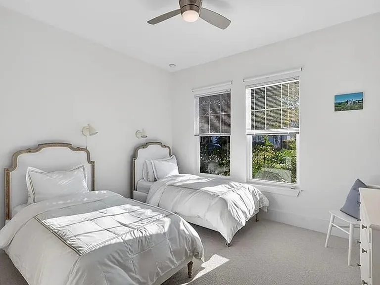 14835 Dockside Ln — Photo 25