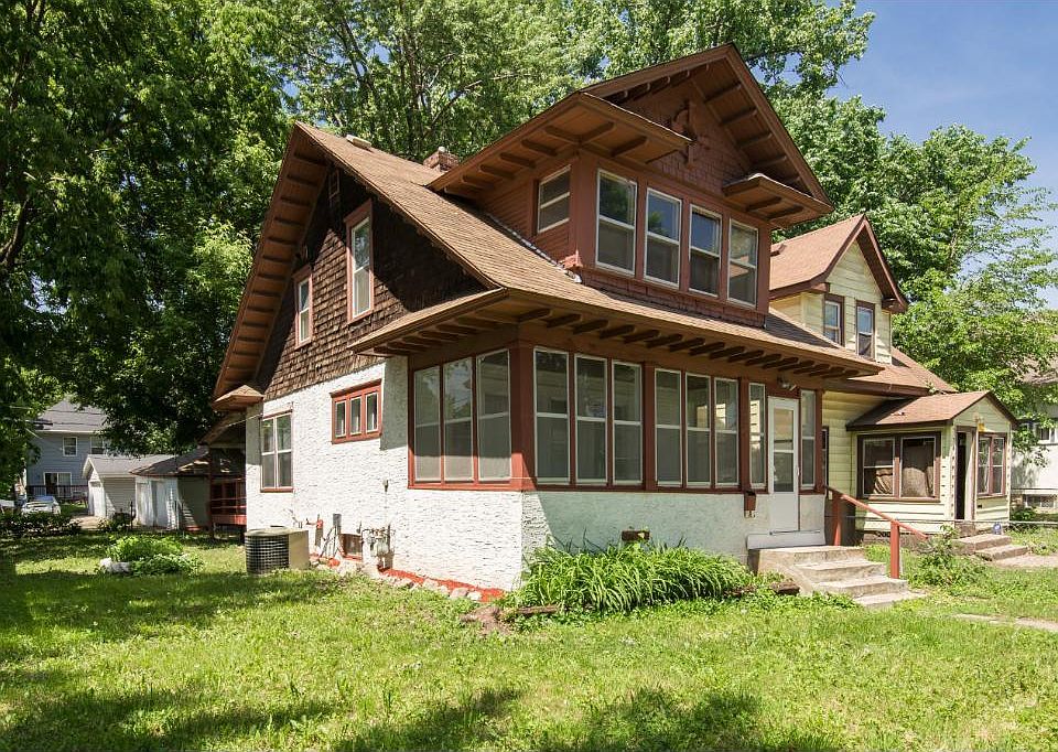 1st image of 2627 Humboldt Ave N