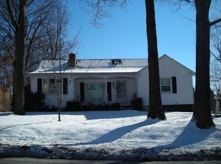 3662 Country Club Rd, Endicott, NY 13760