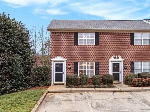 2834 Florence Dr, Gainesville, GA 30504