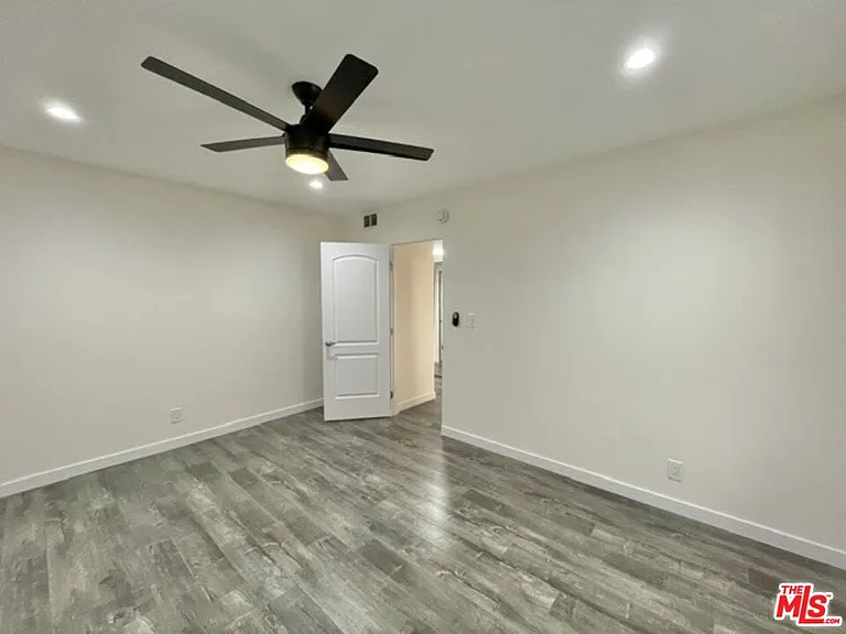 8397 Fountain Ave #203 — Photo 20