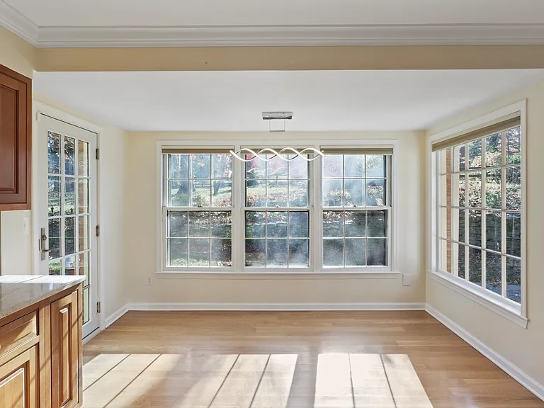 6543 Cedarwood Ct — Photo 26