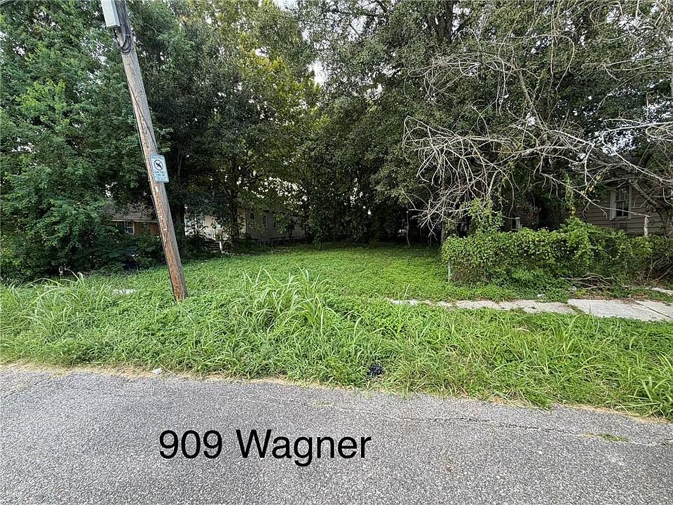 1st image of 909 Wagner St