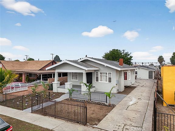 4th image of 1043 W 95th St